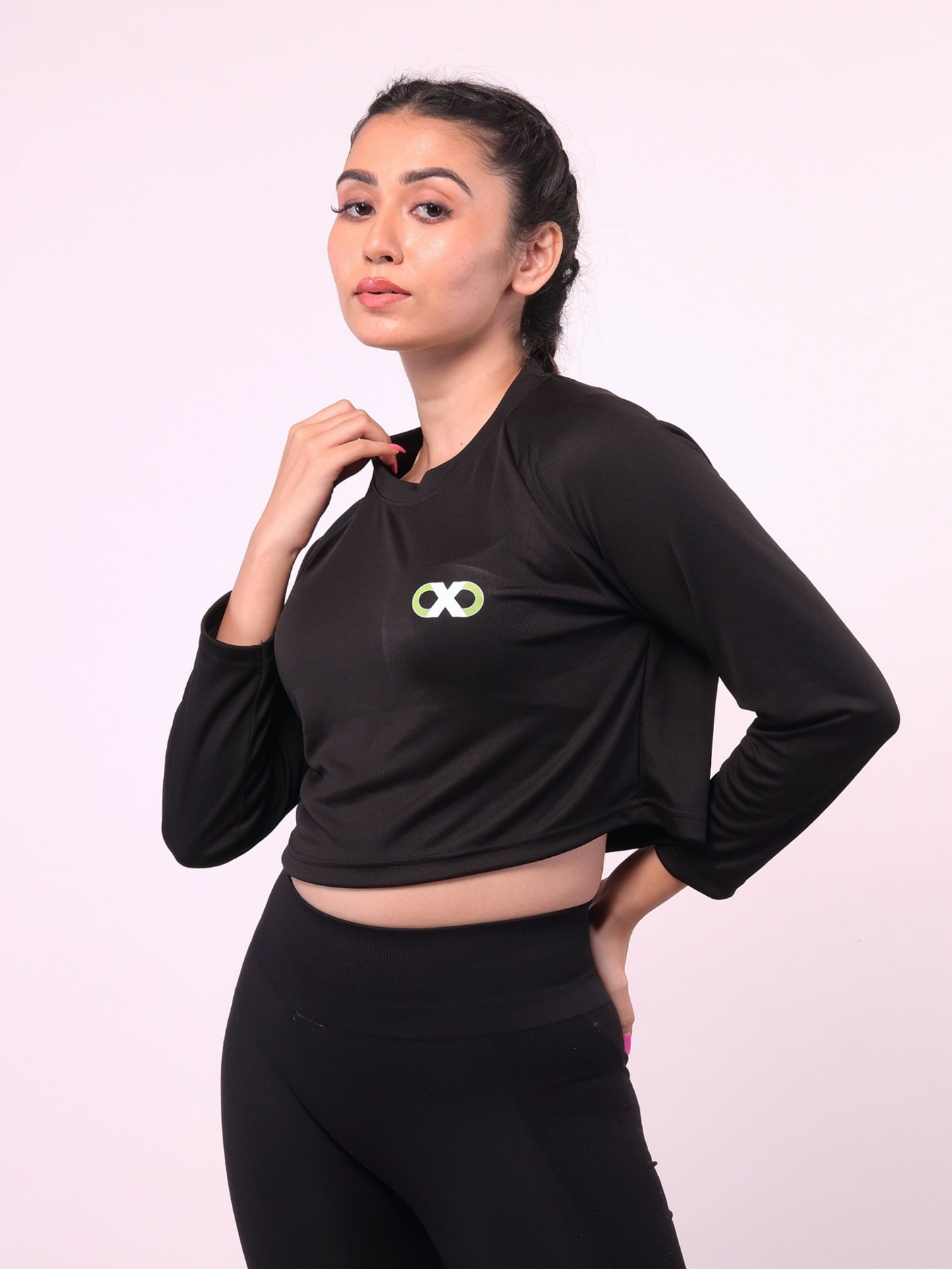 Women's Black Solid Crop Top