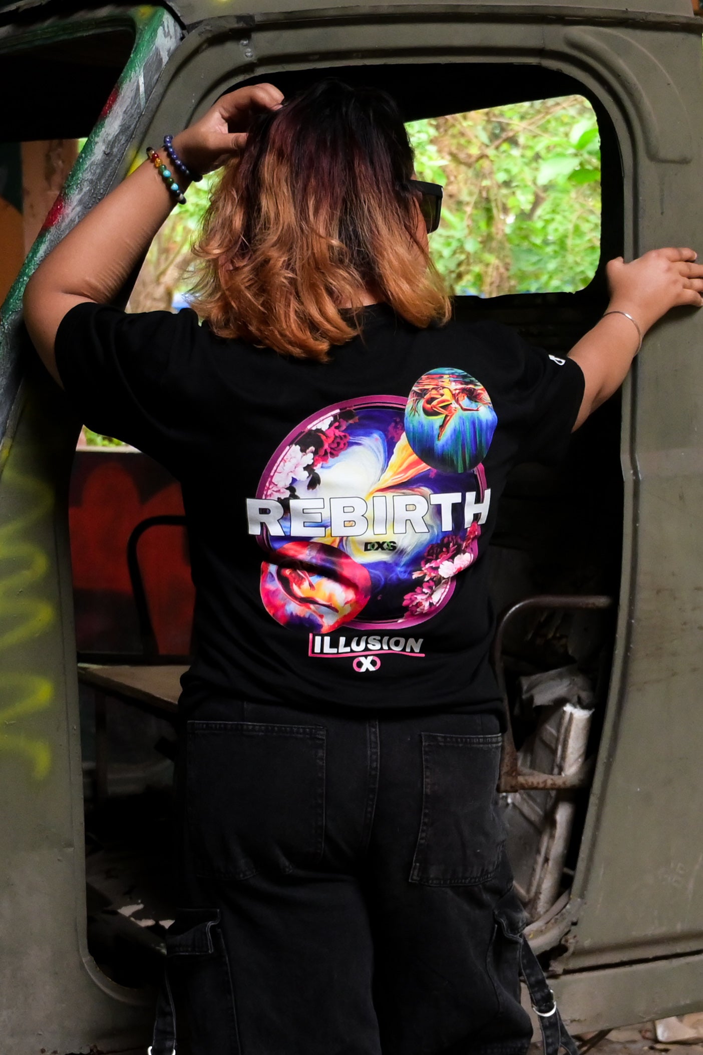 REBIRTH - PREMIUM OVERSIZED TEE - ILLUSION SERIES CHAPTER 6 - BLACK (WOMEN'S)