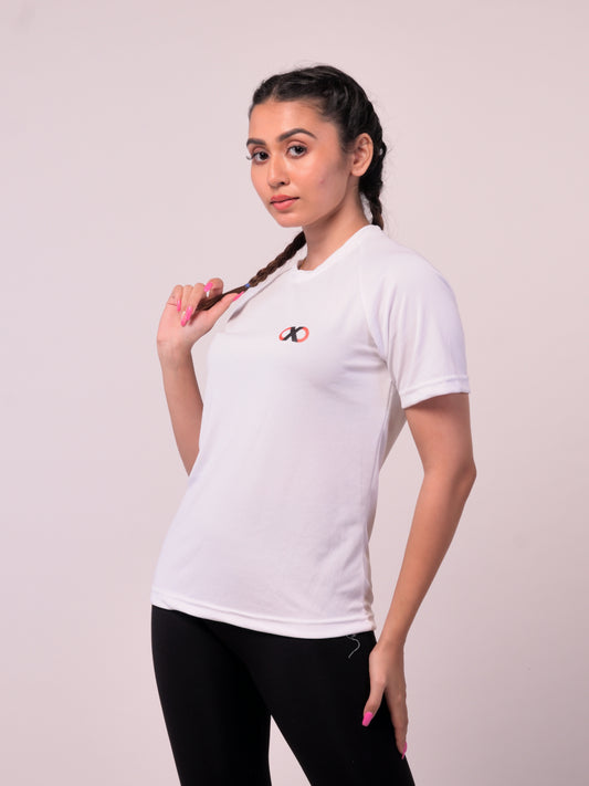 Women's White Solid Xtive Tshirt